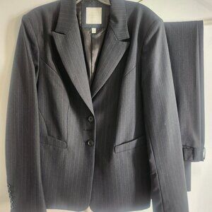 The Limited Women's Pant Suit Size 14